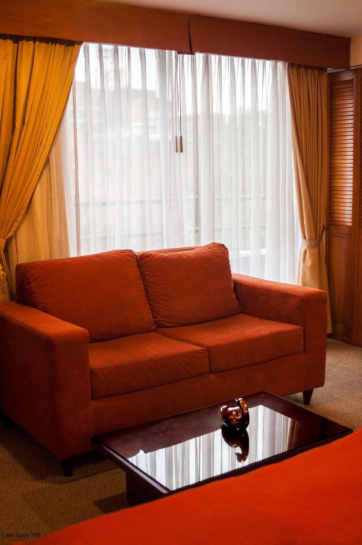 Apartaestudios Los Andes Богота Экстерьер фото
